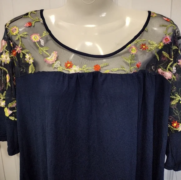 NY Collection Navy Blue Mesh Floral Embroidered Top with 3/4 Ruffle Sleeves 2X - Picture 6 of 9